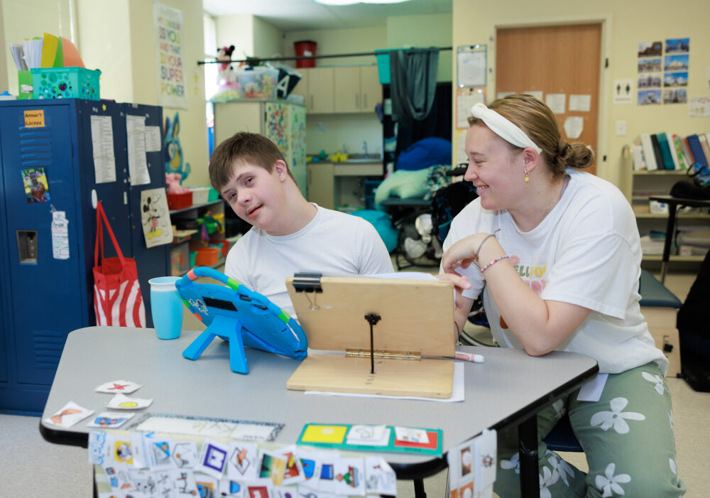 Student-with-supportive-environment Student-with-supportive-environment